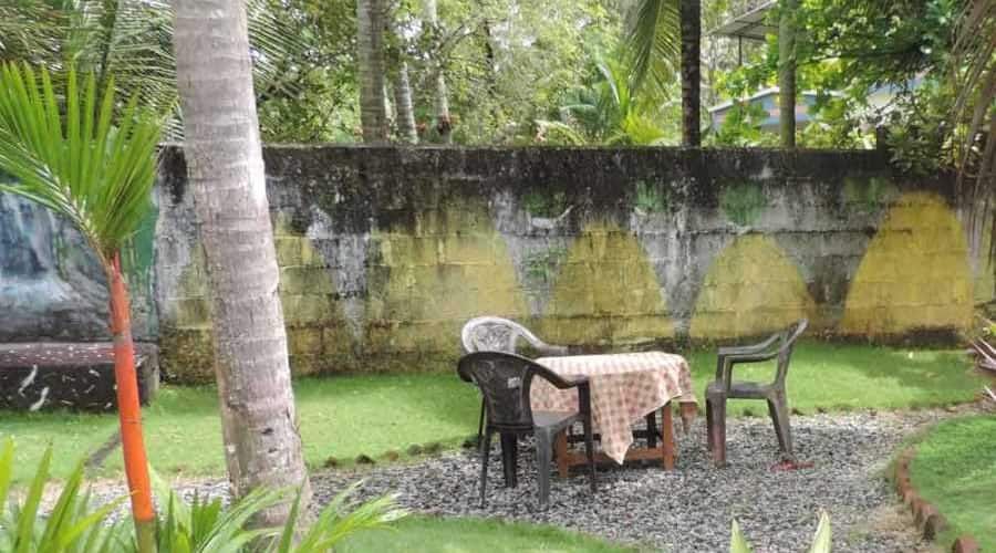 garden dining