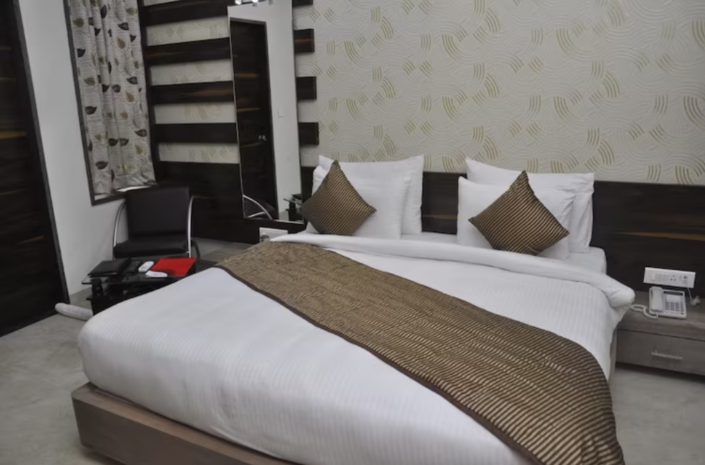 Hotel Narayan Inn Deluxe Room