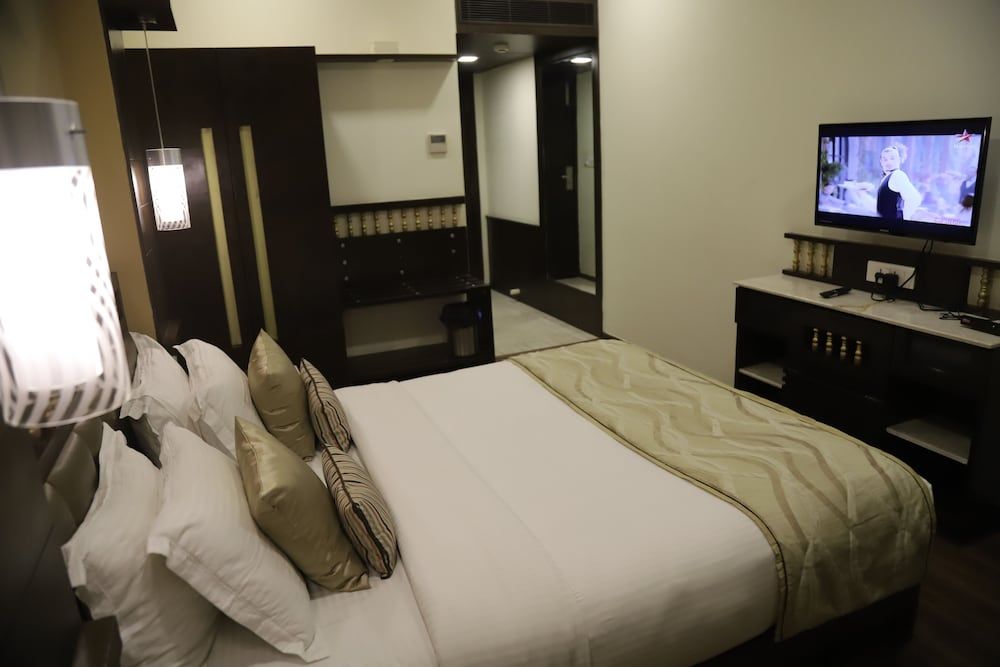 The Gandhi International Executive Room 7