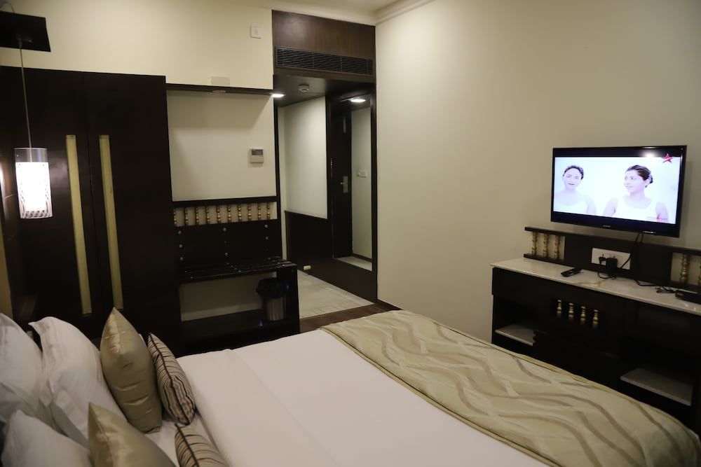 The Gandhi International Executive Room 8