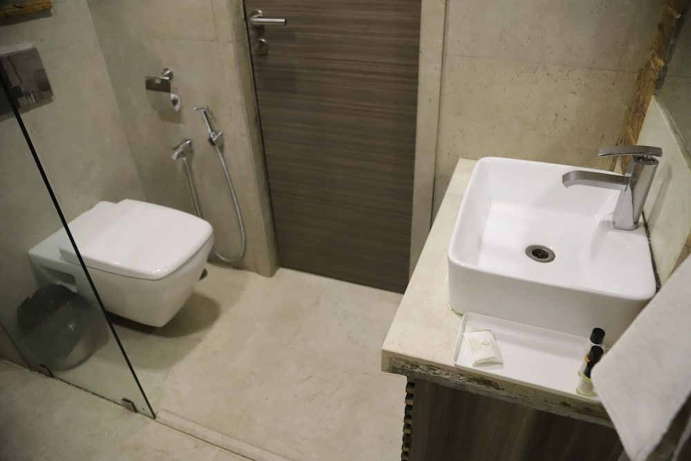 The Gandhi International Executive Room 11