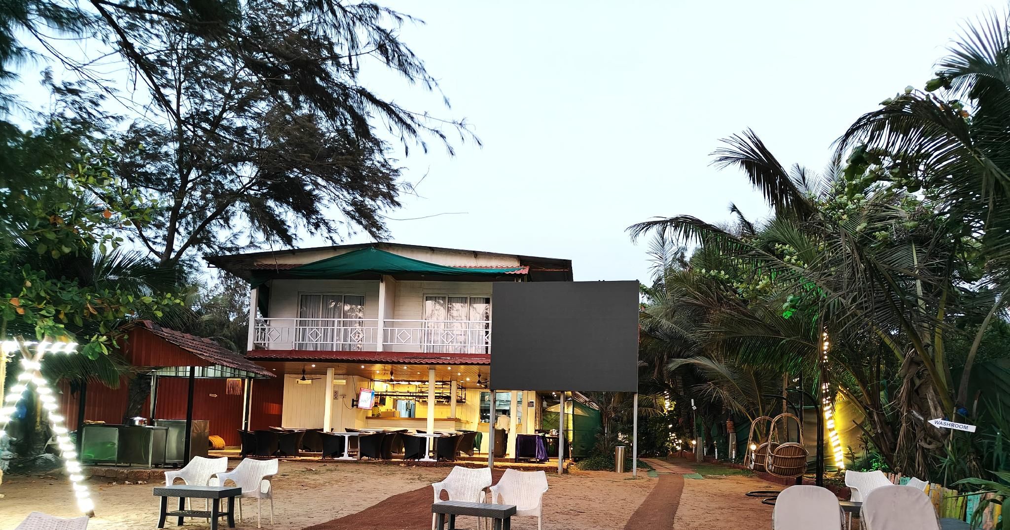 undefined Shining Sand Beach Hotel 8