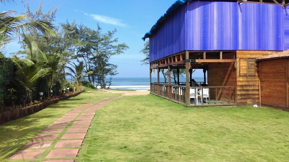 undefined Shining Sand Beach Hotel 7