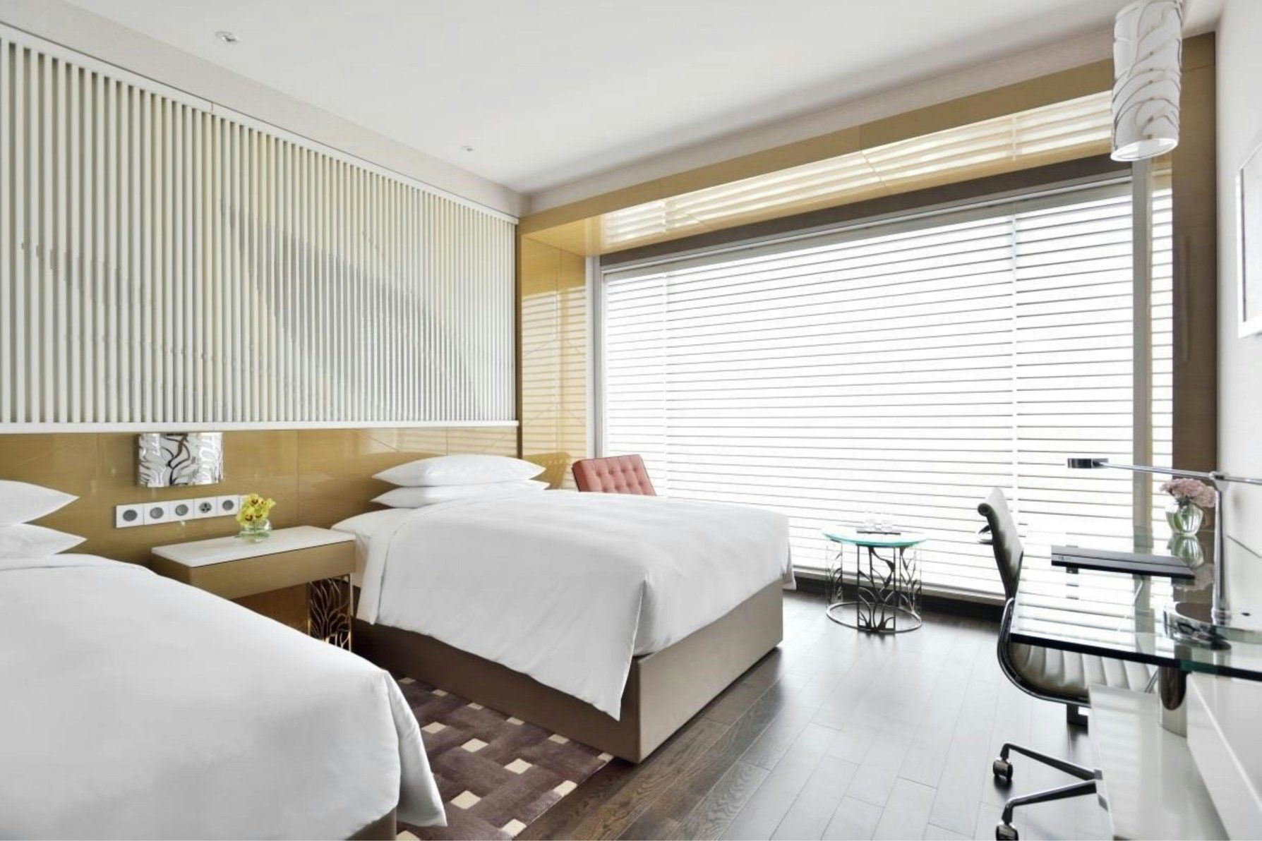 Renaissance Lucknow Hotel Guest room, 2 Twin, City view