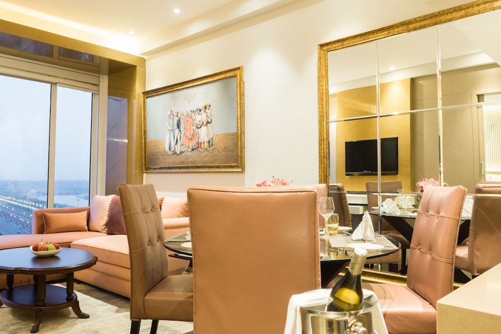 undefined Renaissance Lucknow Hotel 10