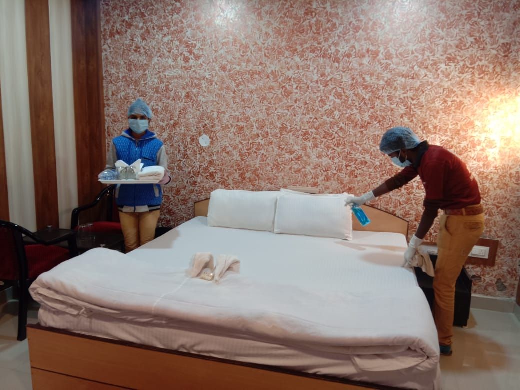 HOTEL SHREE MATA SADAN Deluxe Room(Non-Ac) 3