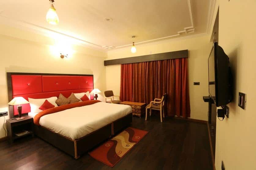 Hotel Ladakh Inn Deluxe Room 3