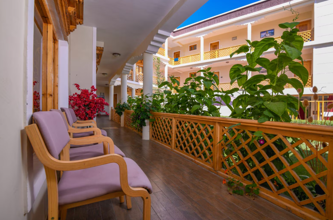 undefined Hotel Ladakh Inn 4