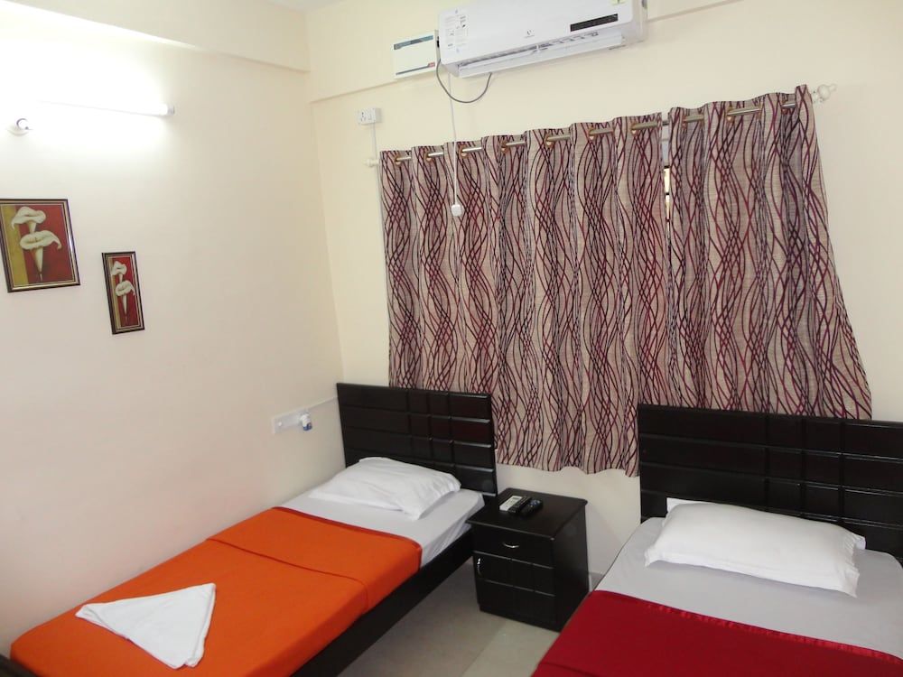 Cozy Ambience Comfort Apartment, 2 Bedrooms, Accessible, Smoking 9