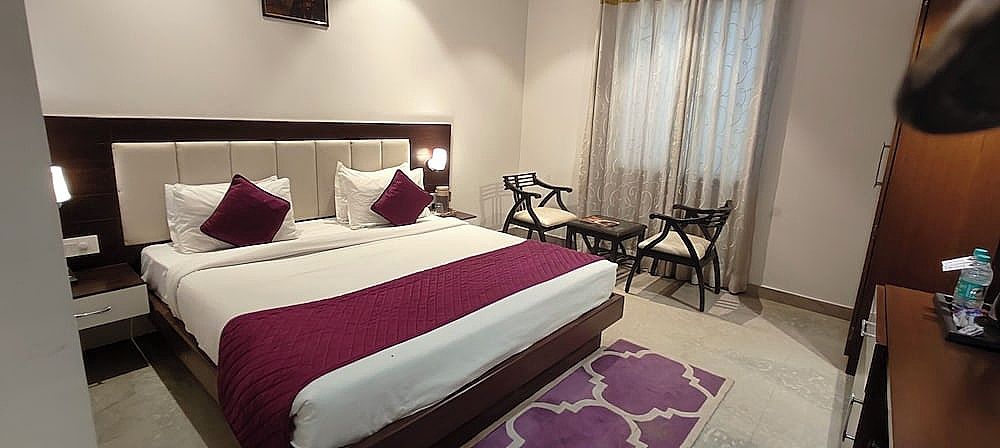 undefined Hotel Taj Heights 5