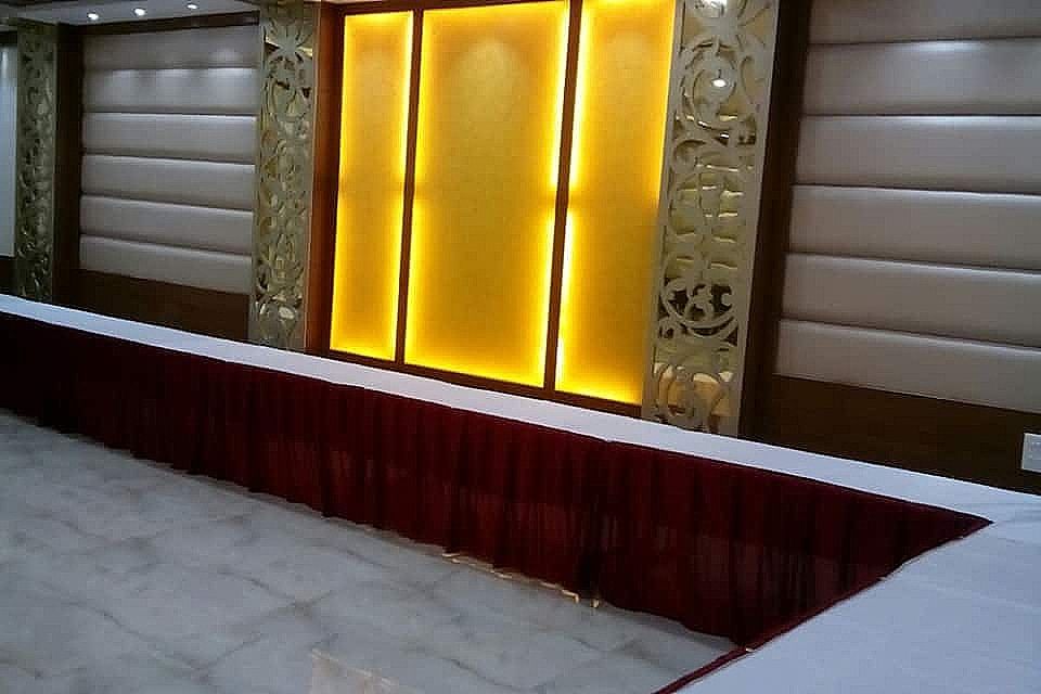 undefined Hotel Taj Heights 9