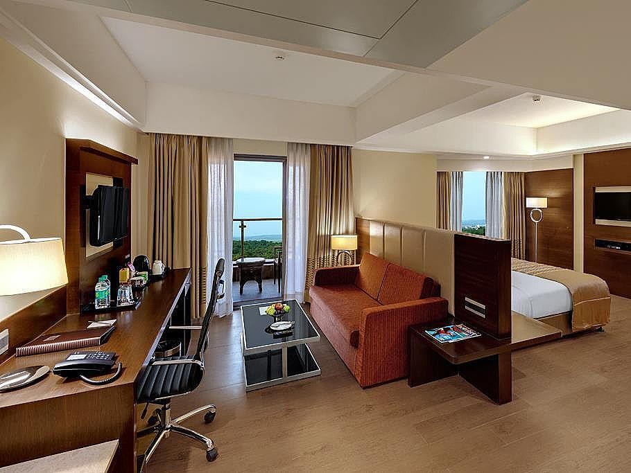 Fern Club Room