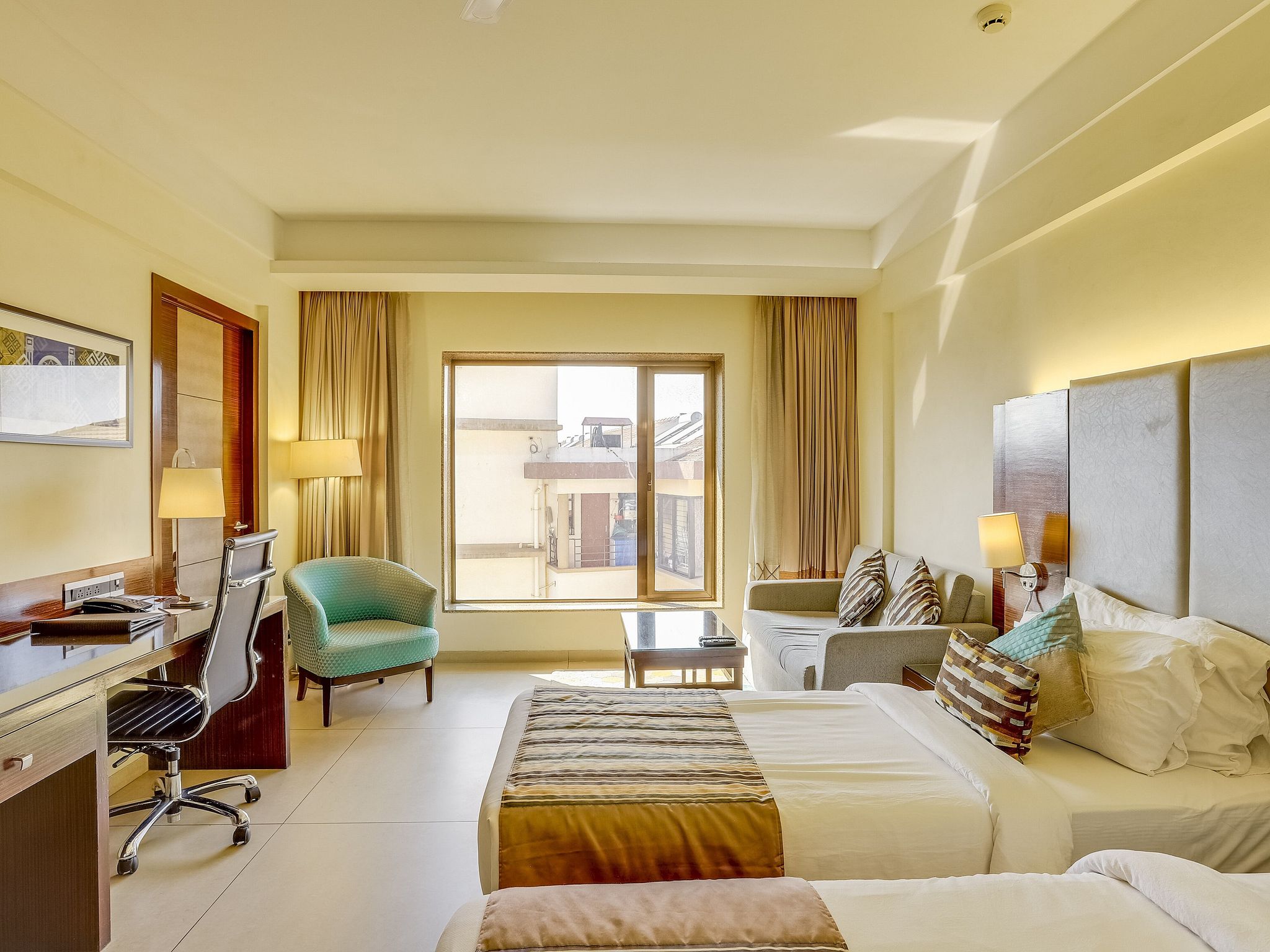 The Fern Kadamba Hotel And Spa Winter Green Room 6