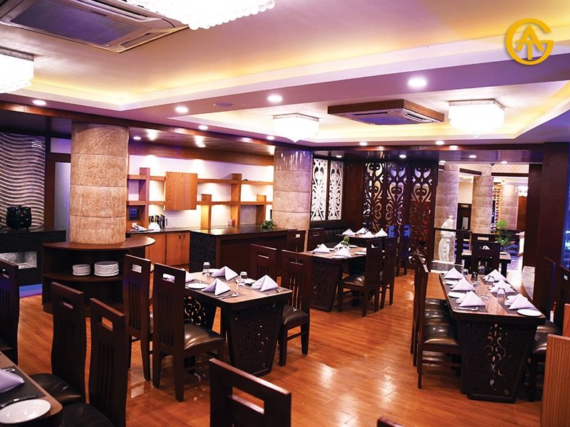 Food & Dining