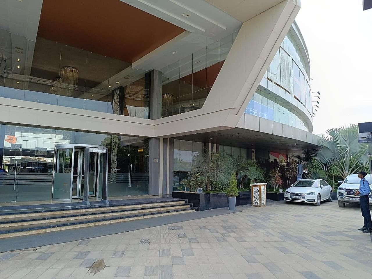 undefined Radisson Udaipur 8