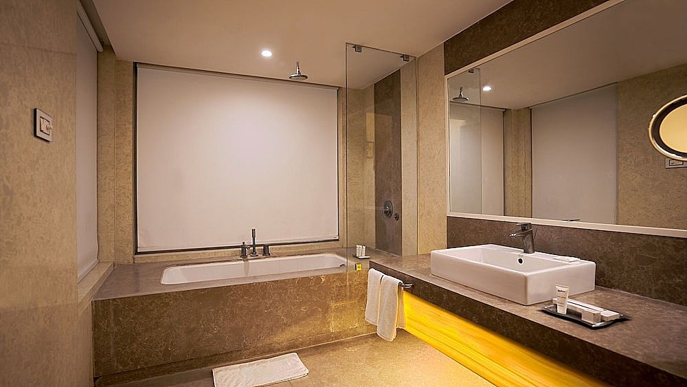 Deluxe Room, City View