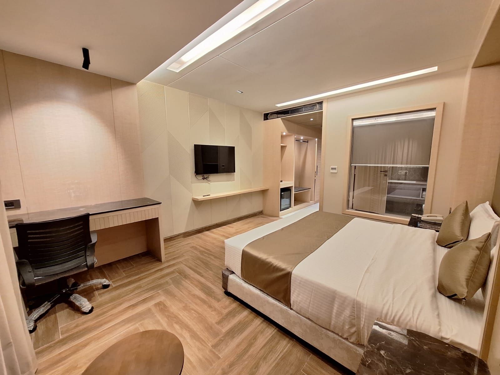 Hotel Tilak Executive Room