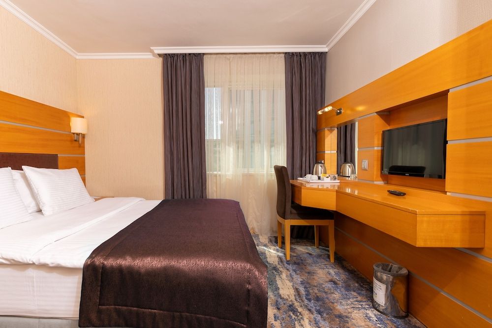 undefined Ankara Plaza Hotel 4