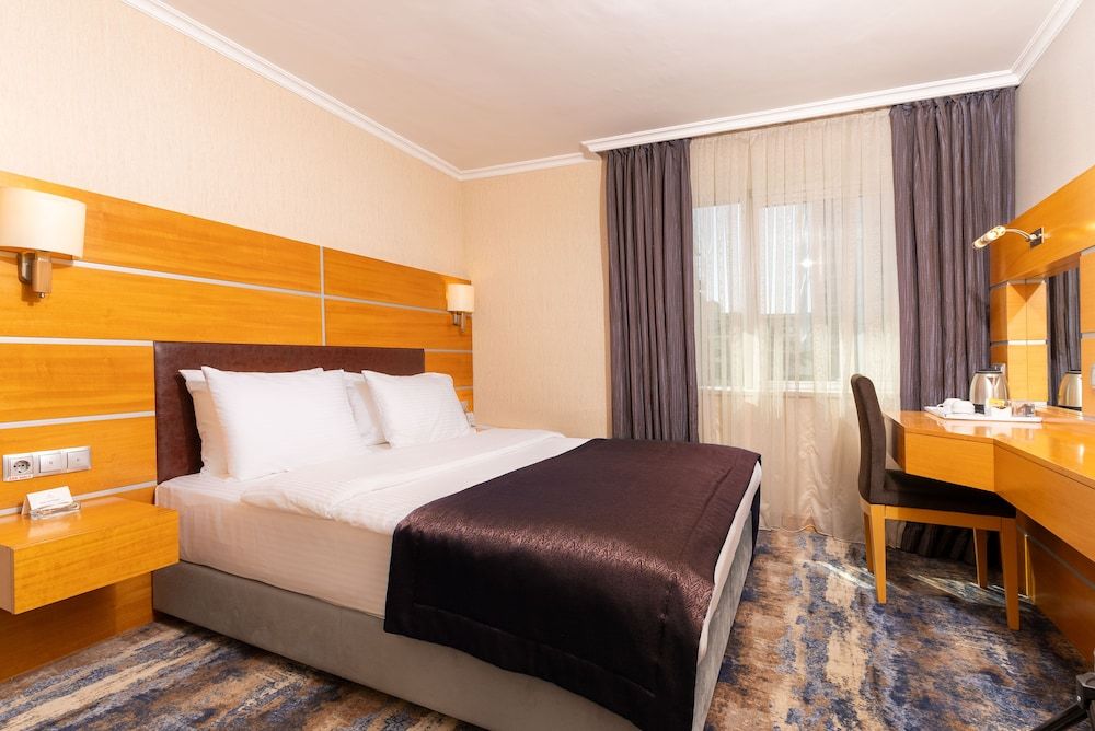 undefined Ankara Plaza Hotel 5