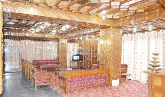 undefined Hotel Pari Mahal 3