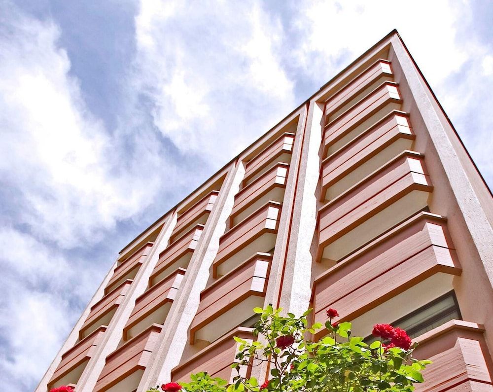 undefined Hotel Best 3