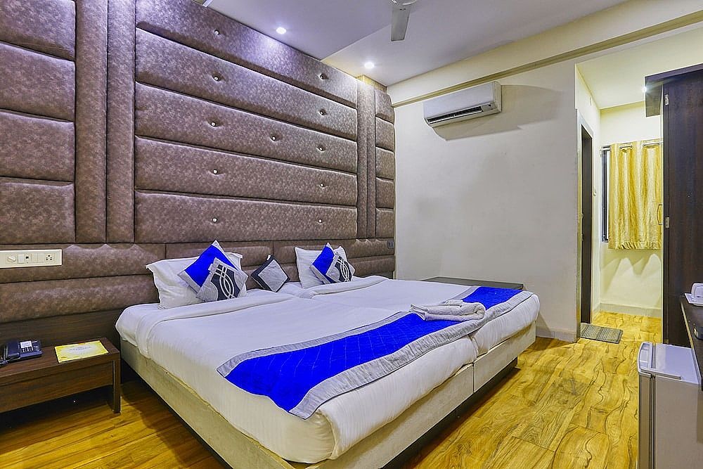 The Ashoka Hotel Deluxe Double or Twin Room 7