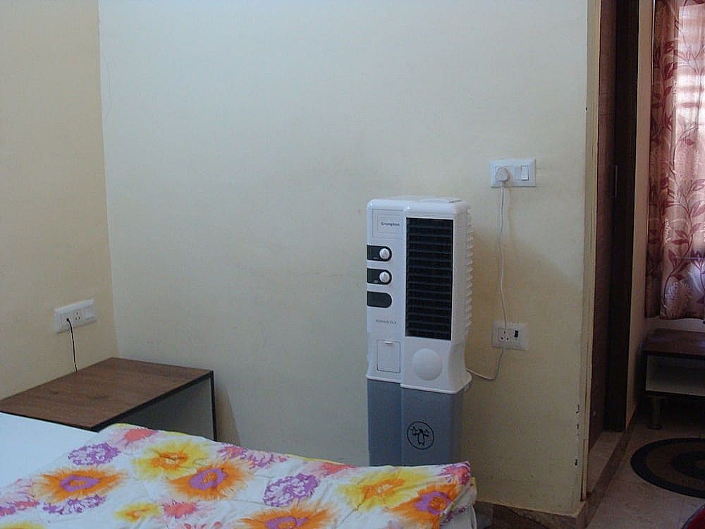 Hotel Abhinandan Grand Deluxe Room Non A/C 7