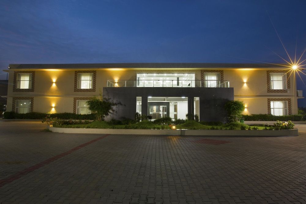 Front of property - evening/night