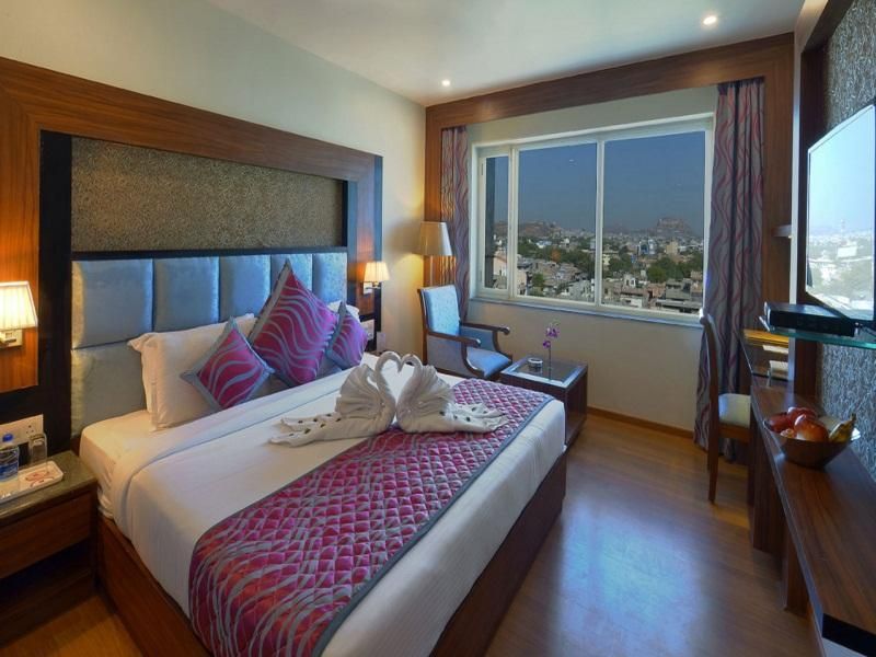 Shri Ram Empire Deluxe Room 4