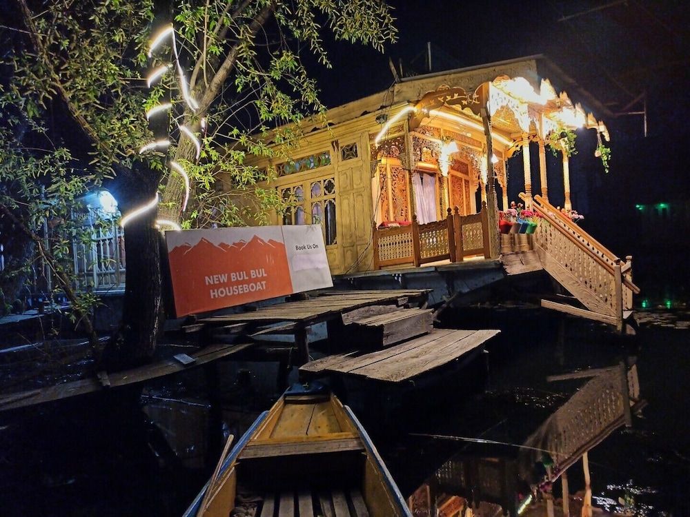 New Bul Bul Group of Houseboats Deluxe Double Room, 1 Bedroom, Lake View, Lakeside 8