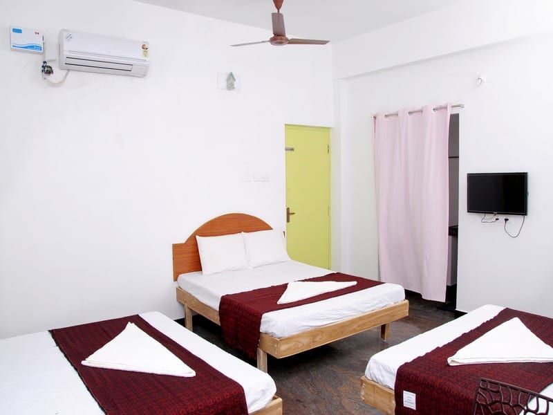 Standard Large Family Room - AC
