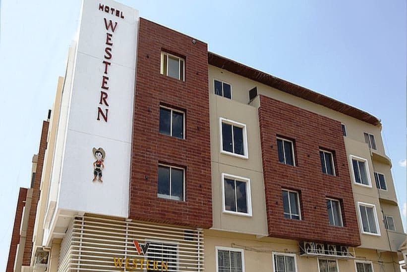 undefined Hotel Western 7