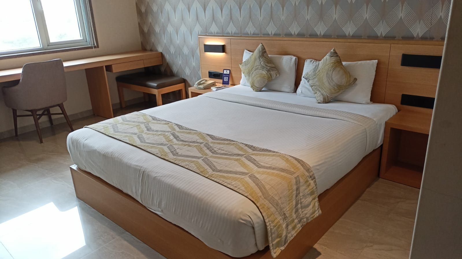 Click Hotel Bhuj Premium Room 2