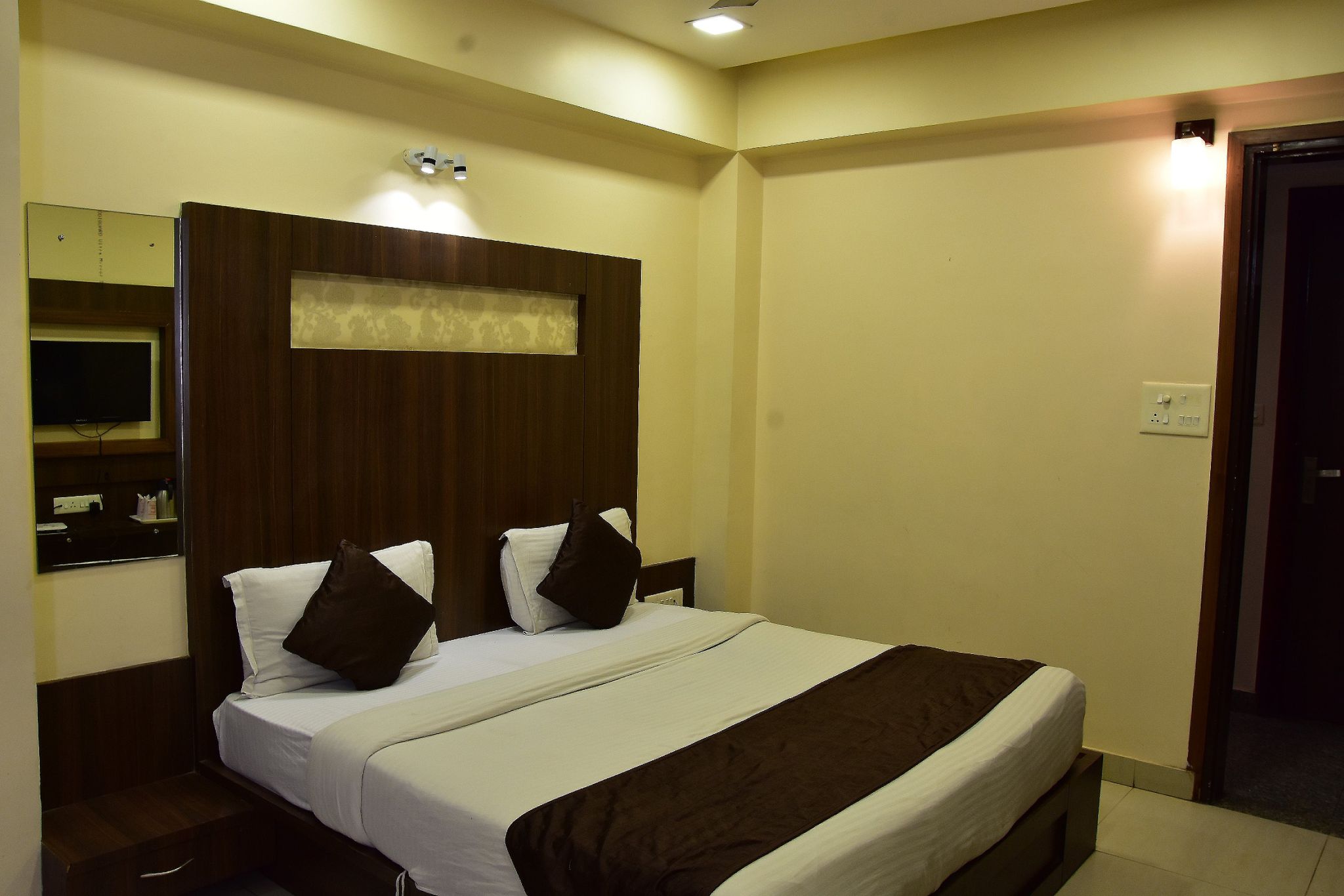 Hotel Ghoonghat