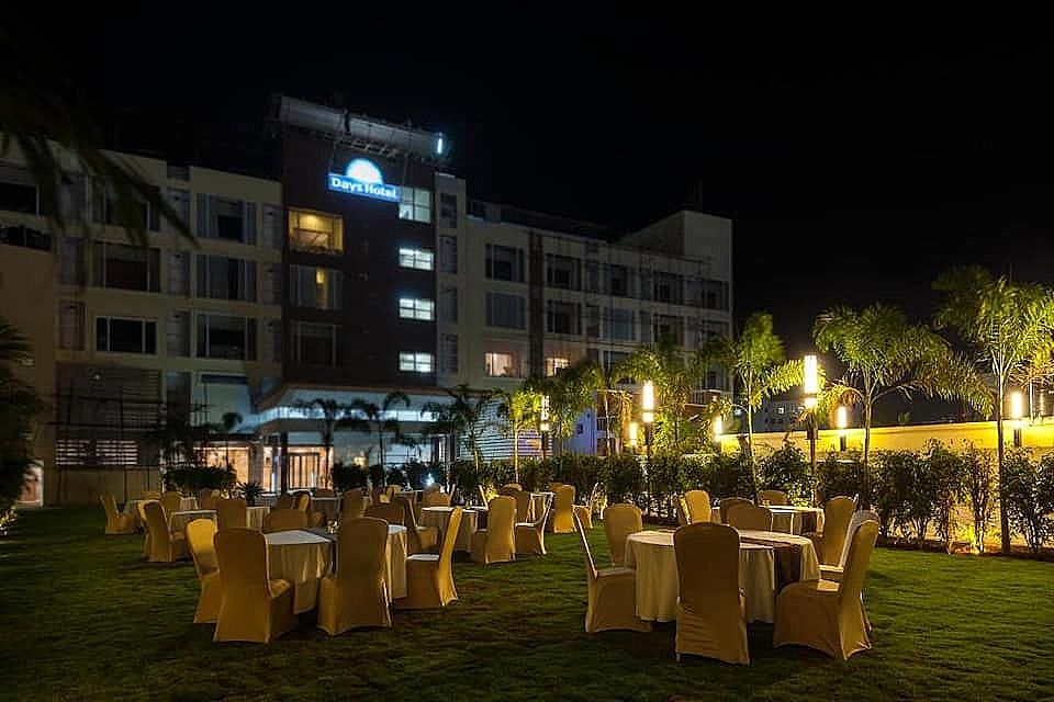 undefined Days Hotel 8