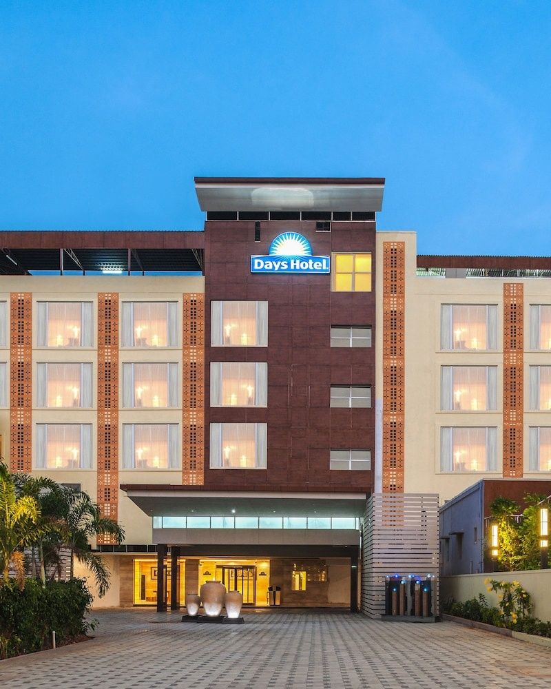 undefined Days Hotel 7