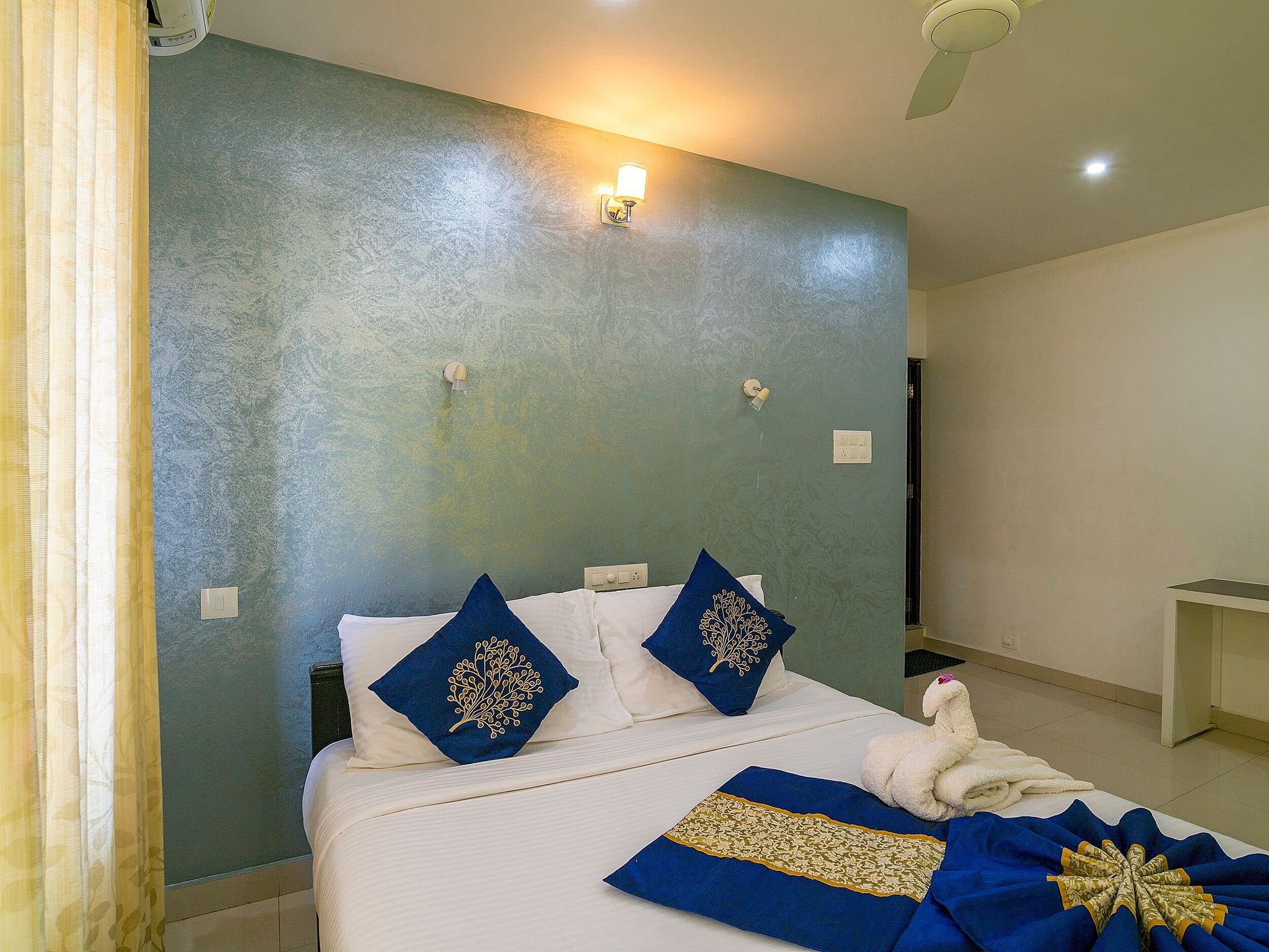 Executive Suite AC