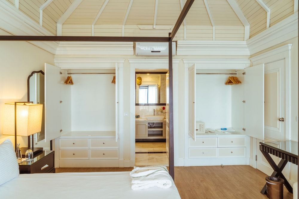 Selection Villa