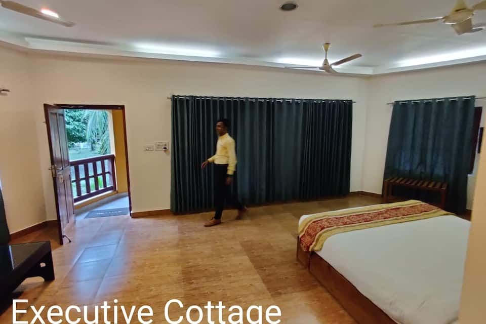 Executive Cottage