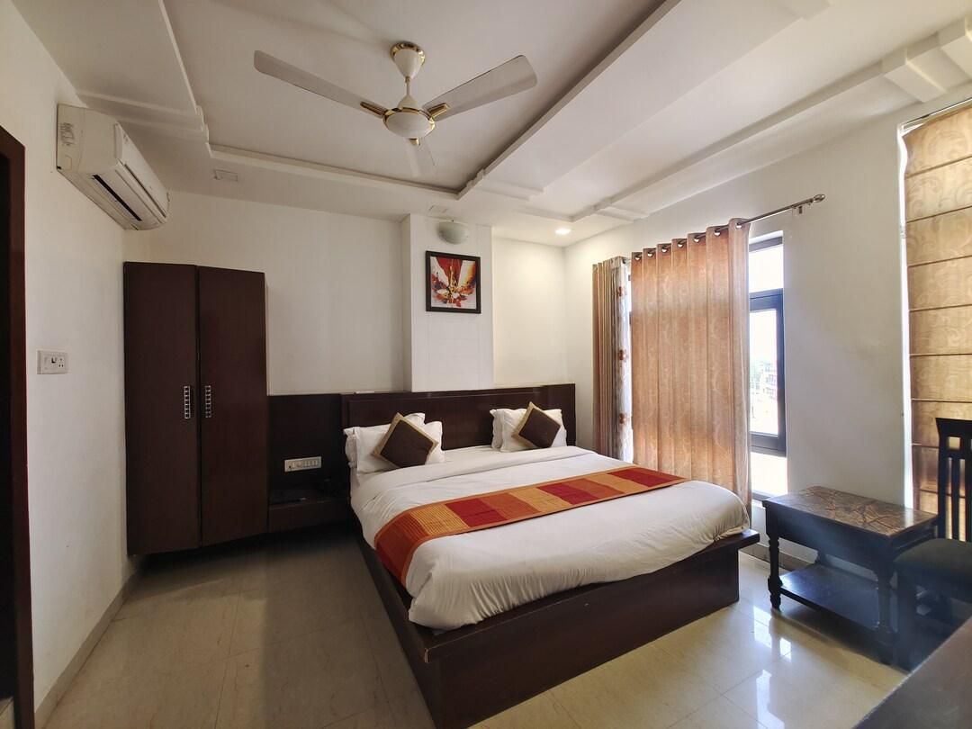 Hotel Radhika Deluxe Room