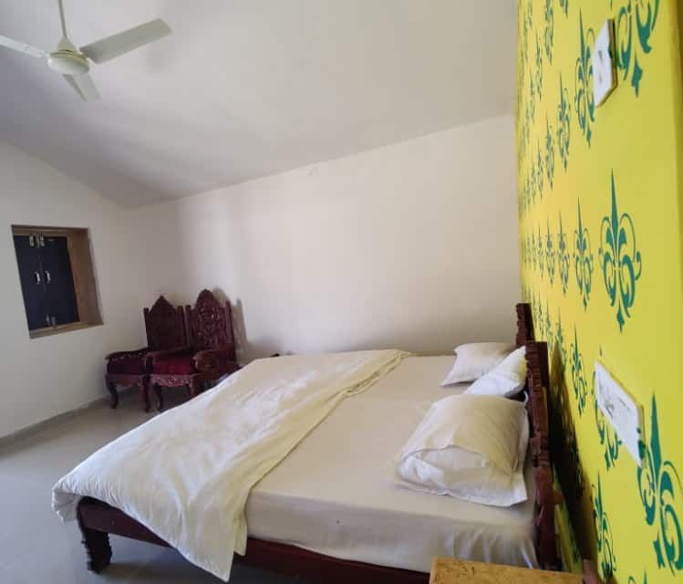 Super Deluxe Swiss Tent