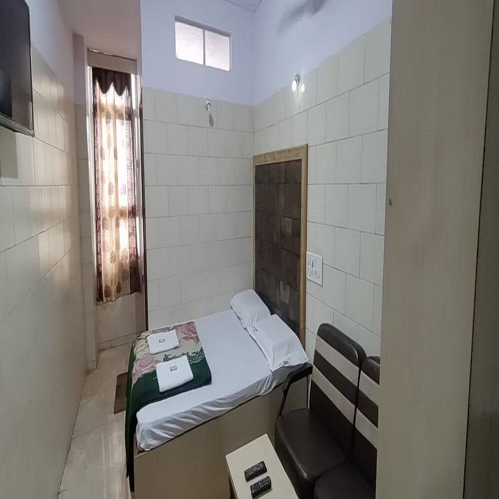 undefined Hotel Adarsha Palace 4