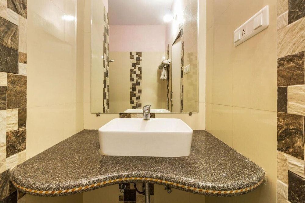 Hotel Hayyat Standard Room 4