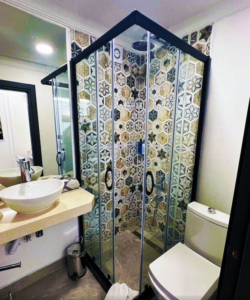 Angel's Home Hotel Economy Double or Twin Room 13