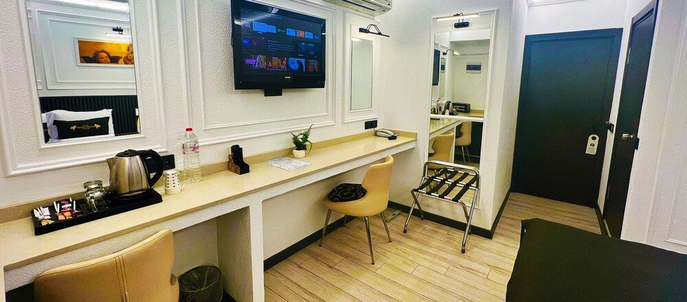 Angel's Home Hotel Economy Double or Twin Room 14