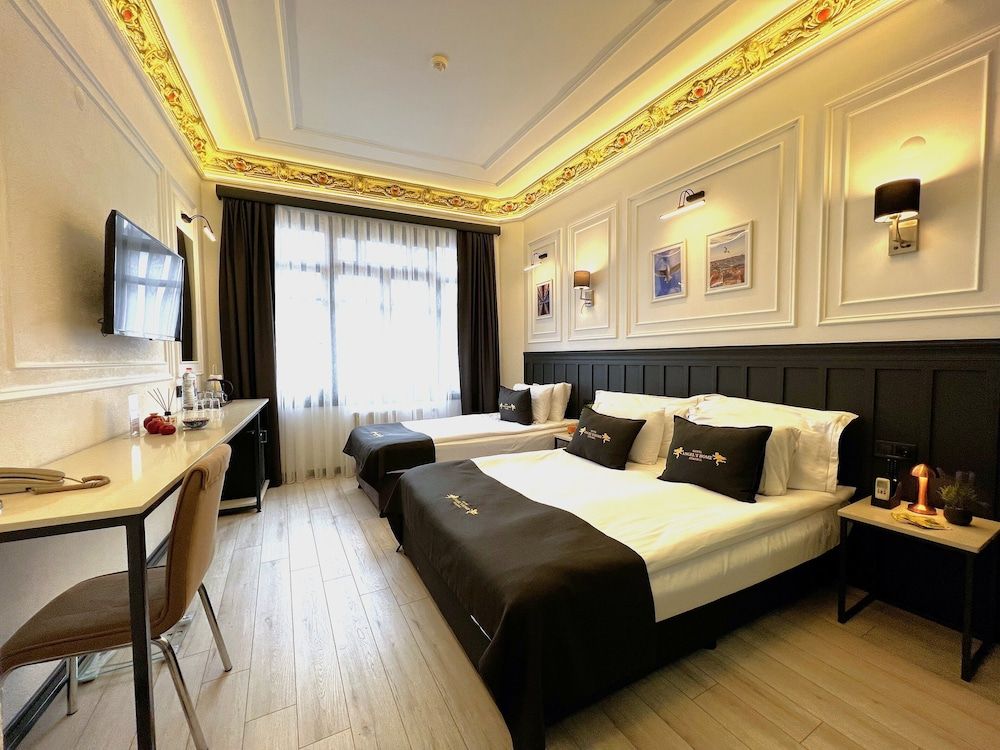 undefined Angel's Home Hotel 5