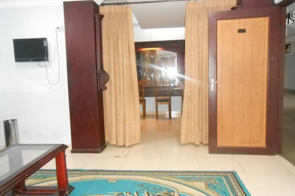 Plaza Tourist Home