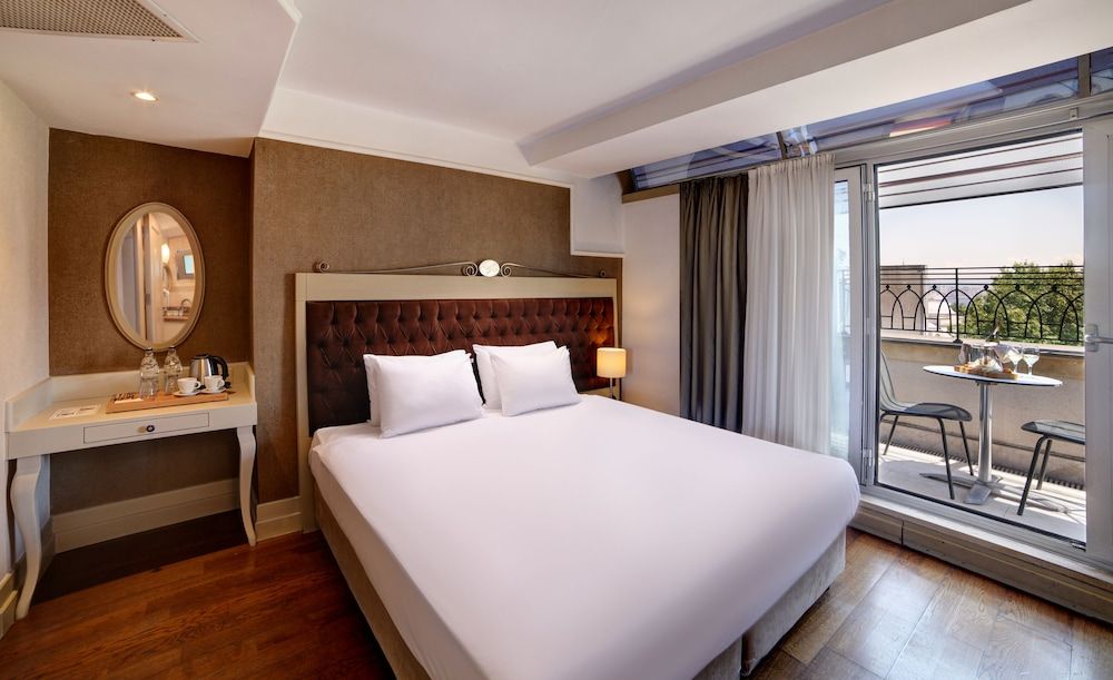 Double Room, Balcony
