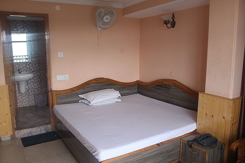 Hotel Meridian Shimla Super Deluxe 2