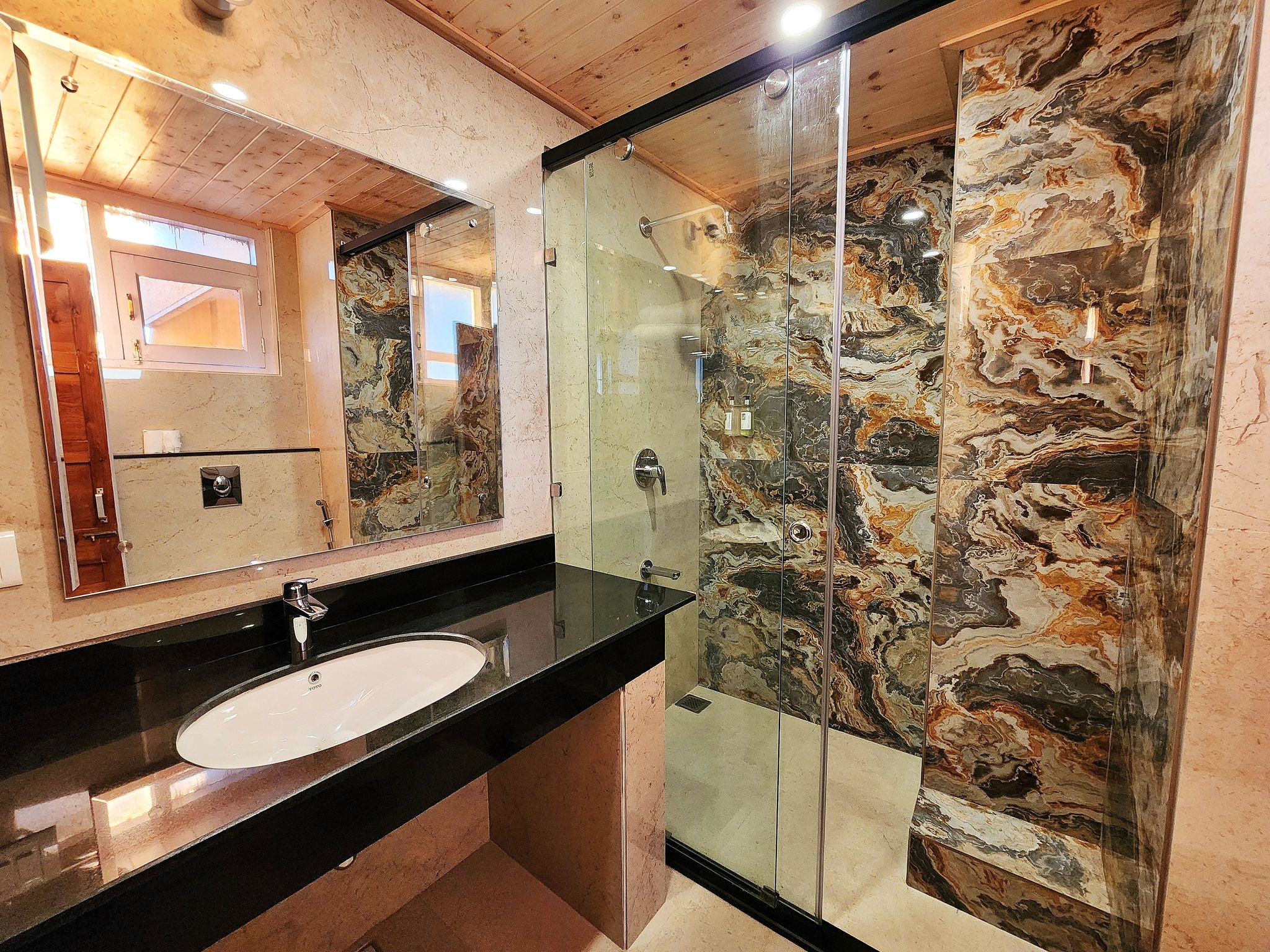 Hotel Pineview Shimla Royal Premium 7